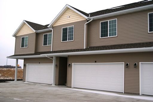 3 Bed 2.5 Bath Townhome – photo 1