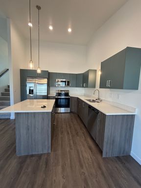 7347 30th St S – photo 1