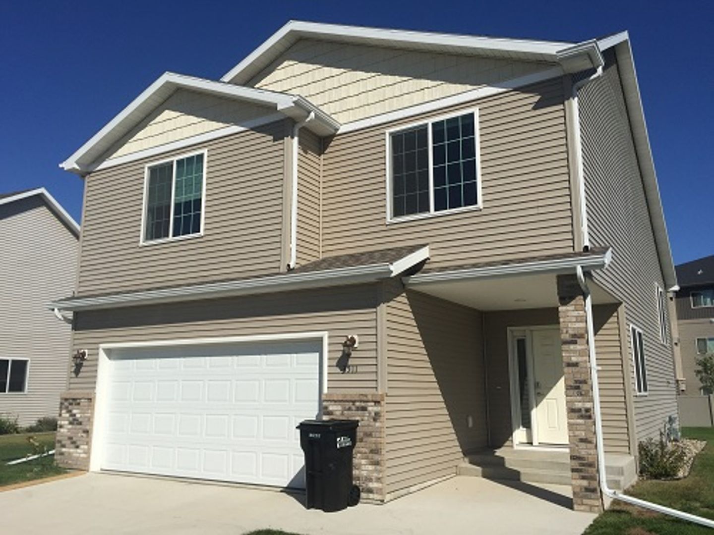 West Fargo House: 3511 8th St E