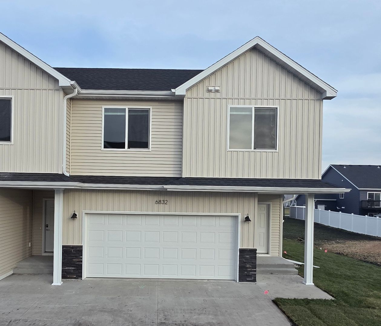 Fargo Townhome: 6832 27th St S