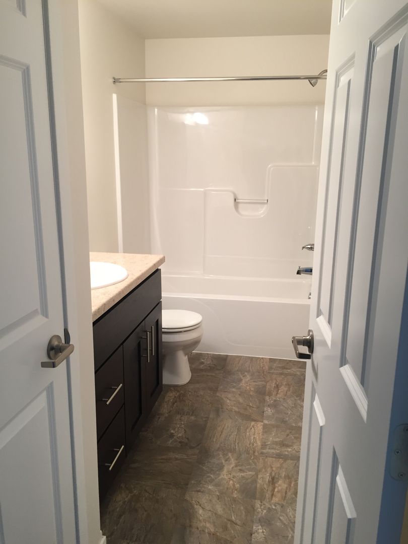 6230 59th Ave S, Fargo, ND 58104