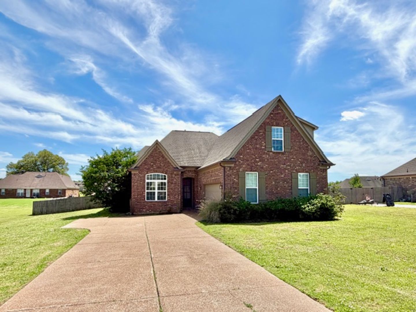 Olive Branch Apartment: 4861 Arrowhead Ln