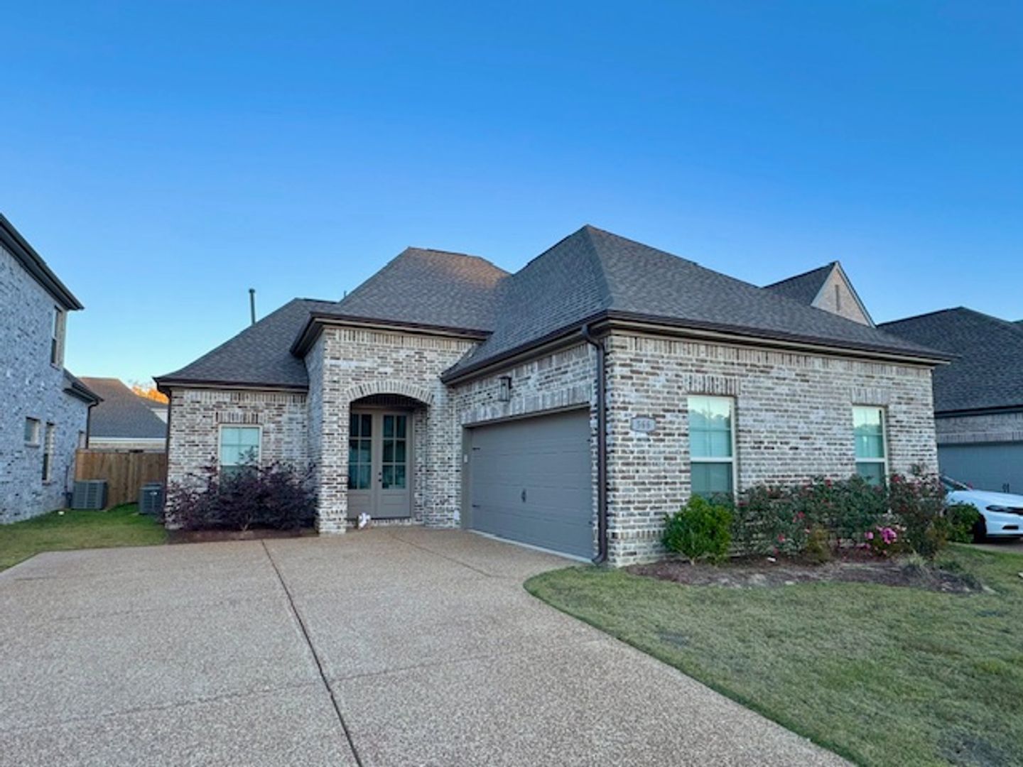 Cordova Apartment: 566 Tucker View