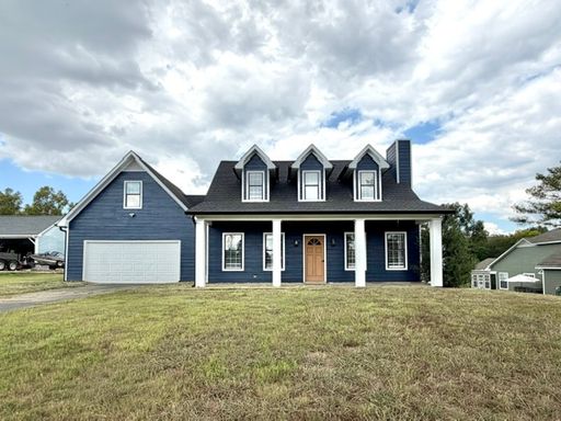 Beautiful custom home in the Lake Cormorant/Hernado area, now available!
