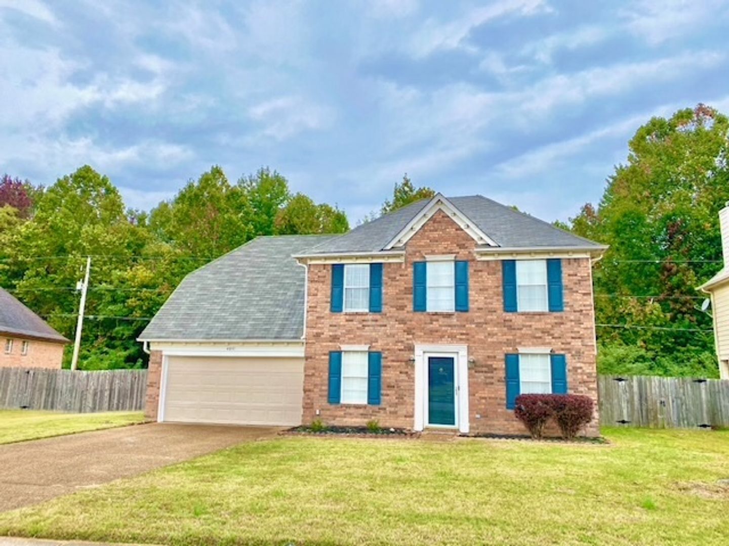 Memphis Apartment: 4851 Callaway Hills Drive