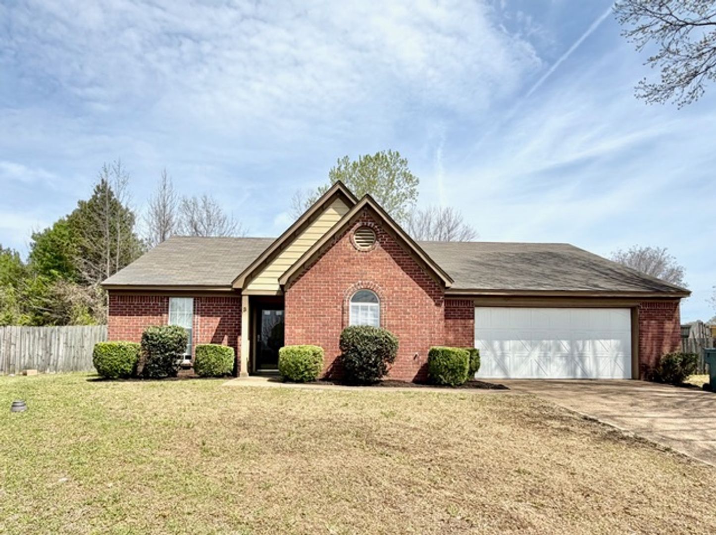 Southaven Apartment: 9194 Belmont Dr