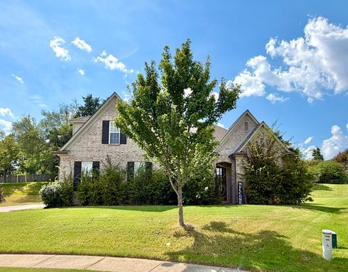 Now Leasing 4 Bedroom 3 Bath Home In Southeast Memphis off of Riverdale. – photo 1