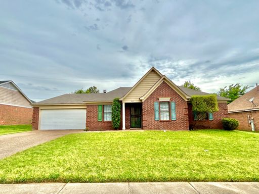 Now Leasing A 5 Bedroom 2 Bath Home In Memphis. Availalbe Now – photo 1