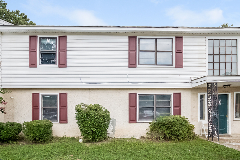 Olive Branch Apartment: 9455 Goodman Road