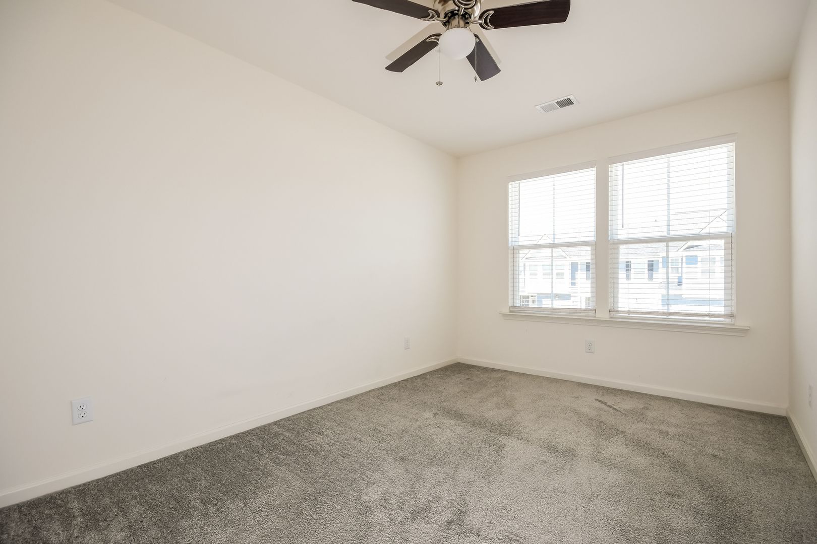 438 Trotters Lane 12 of 12