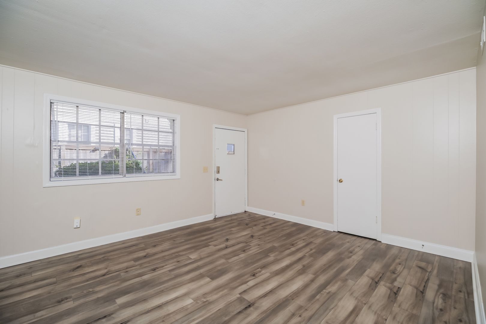 517 Rutledge Ave. 3 of 12