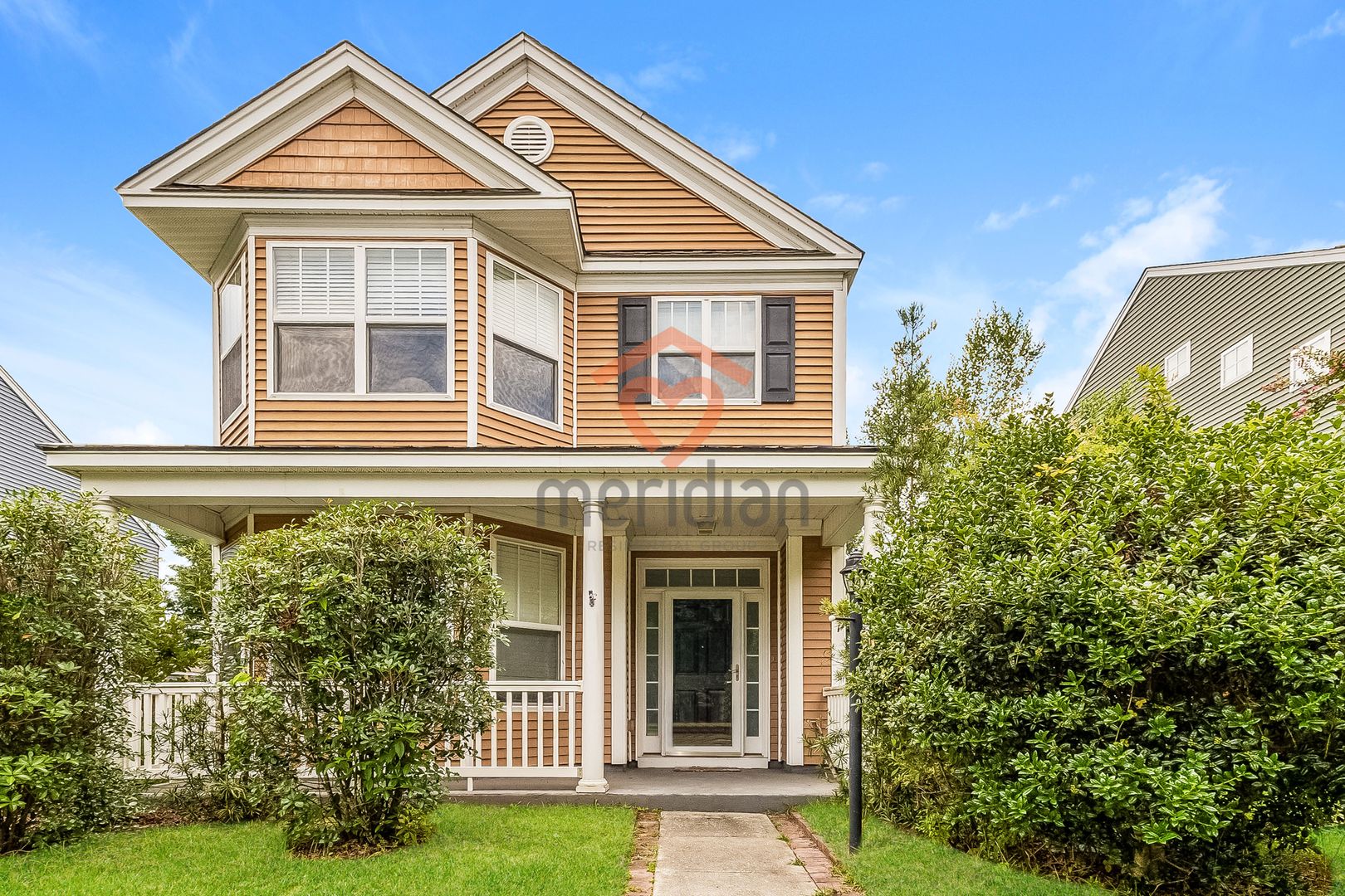 Moncks Corner House: 131 Red Leaf Blvd