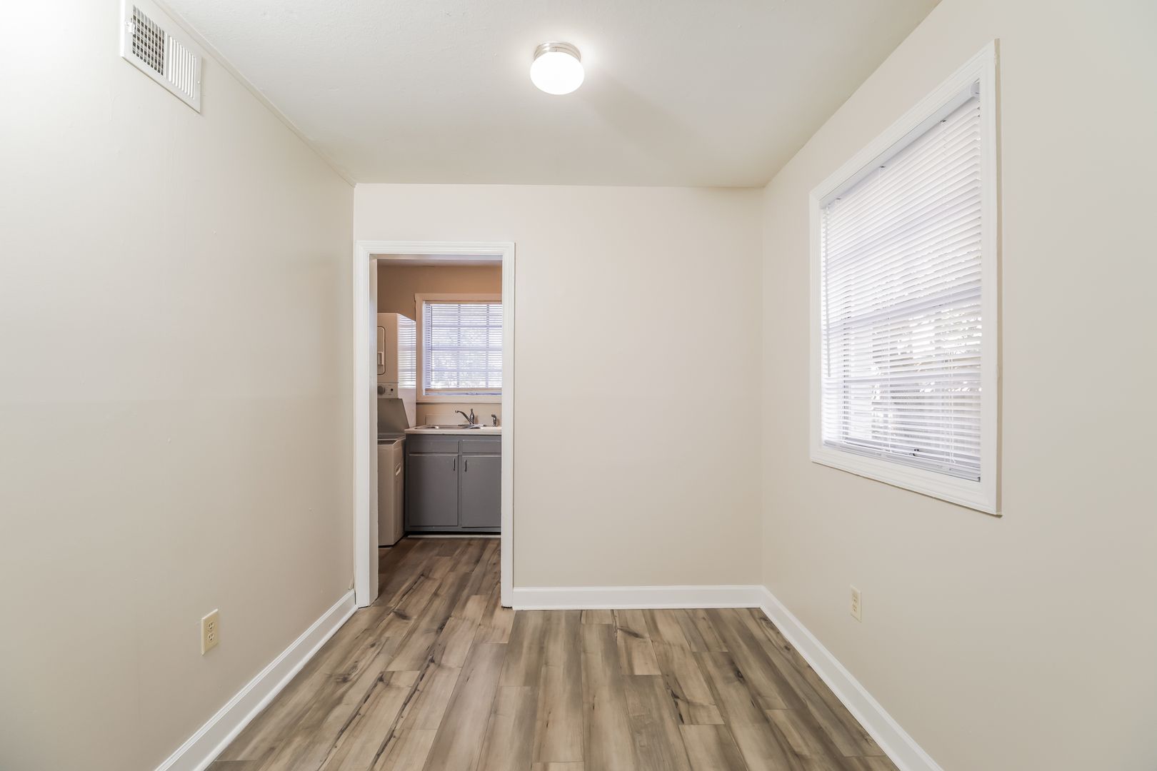 517 Rutledge Ave. 6 of 12