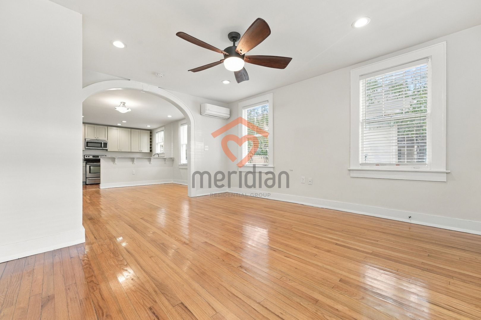 135 1/2 Wentworth Street 4 of 12