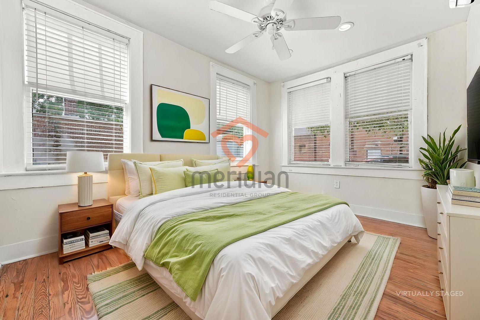 135 1/2 Wentworth Street 12 of 12