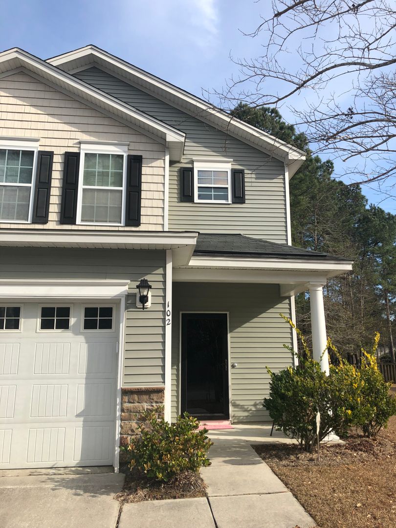 102 Surlington Drive 2 of 4