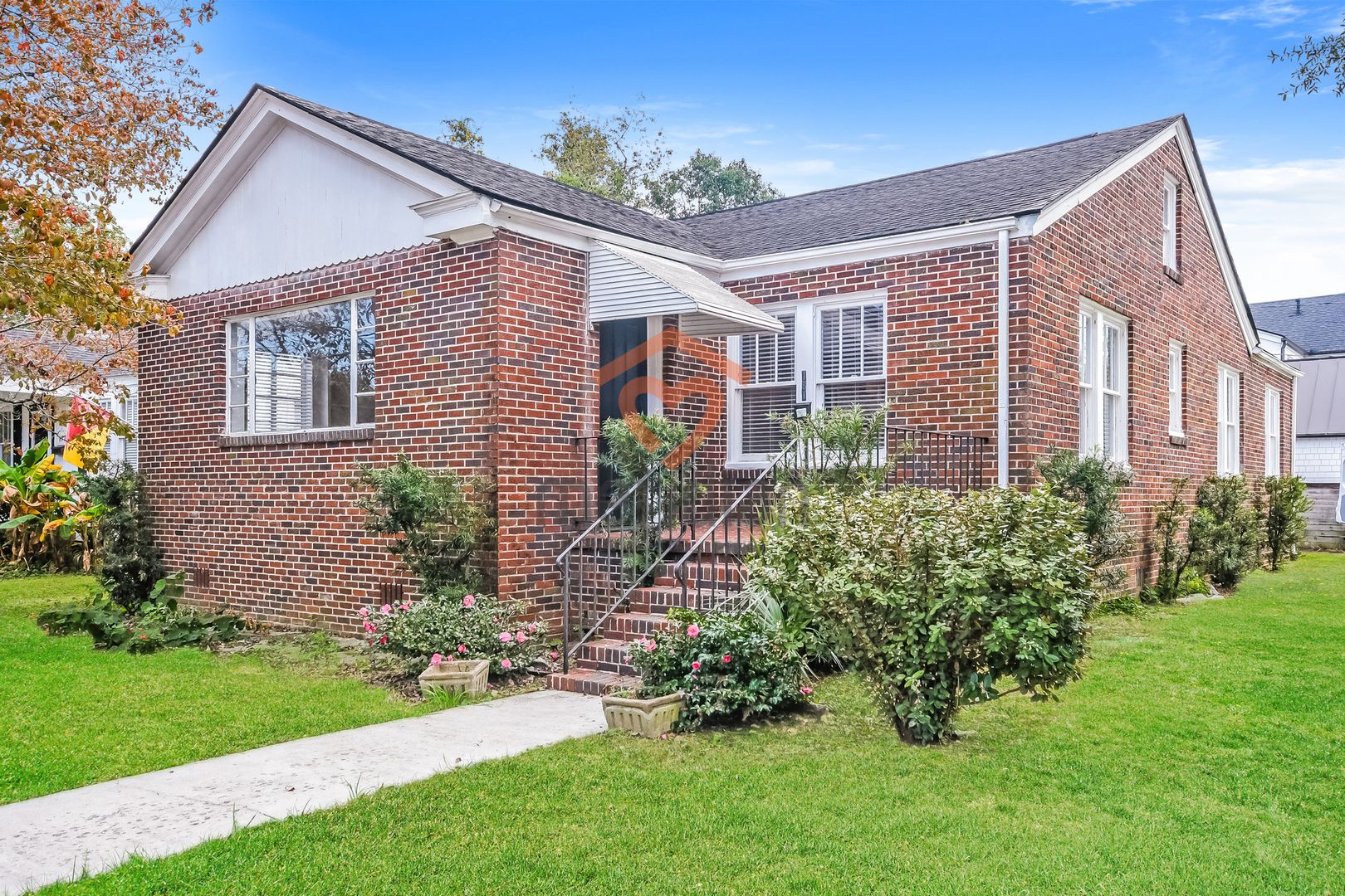 3 bed / 2 bath home ~ Available October 2025