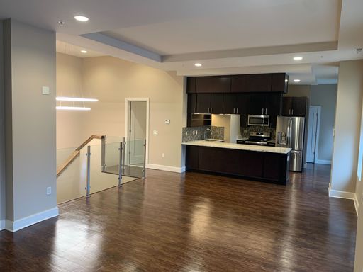 472 South Salina St., 707 – photo 1
