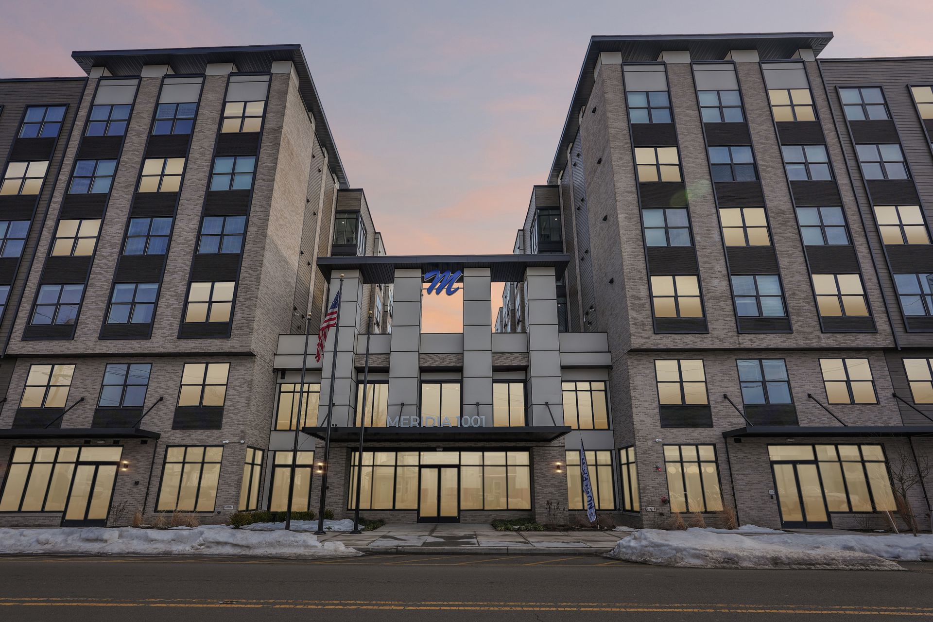 Linden Apartment: 1001 W. Elizabeth Ave