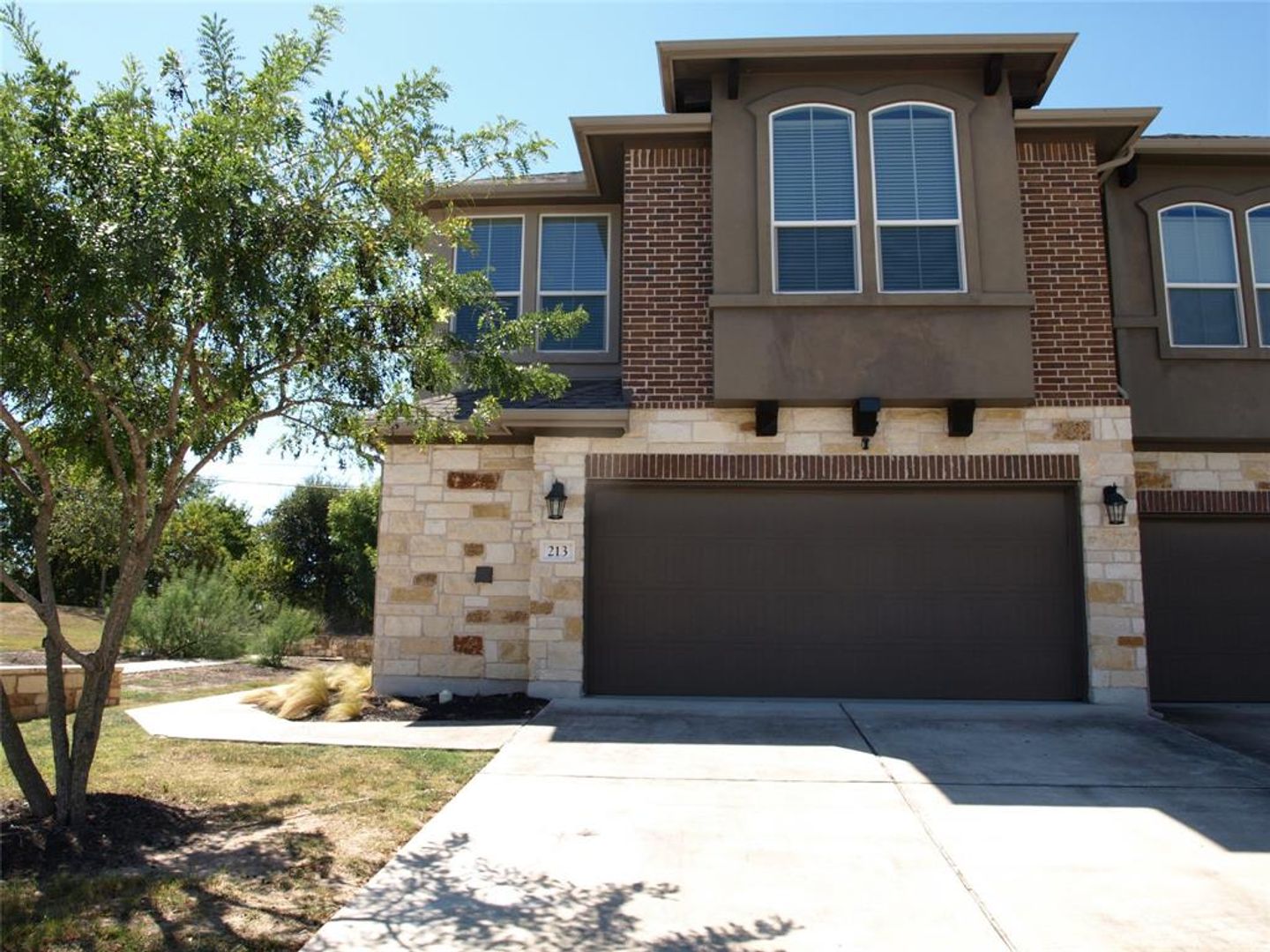 Pflugerville House: 213 Parable Cove