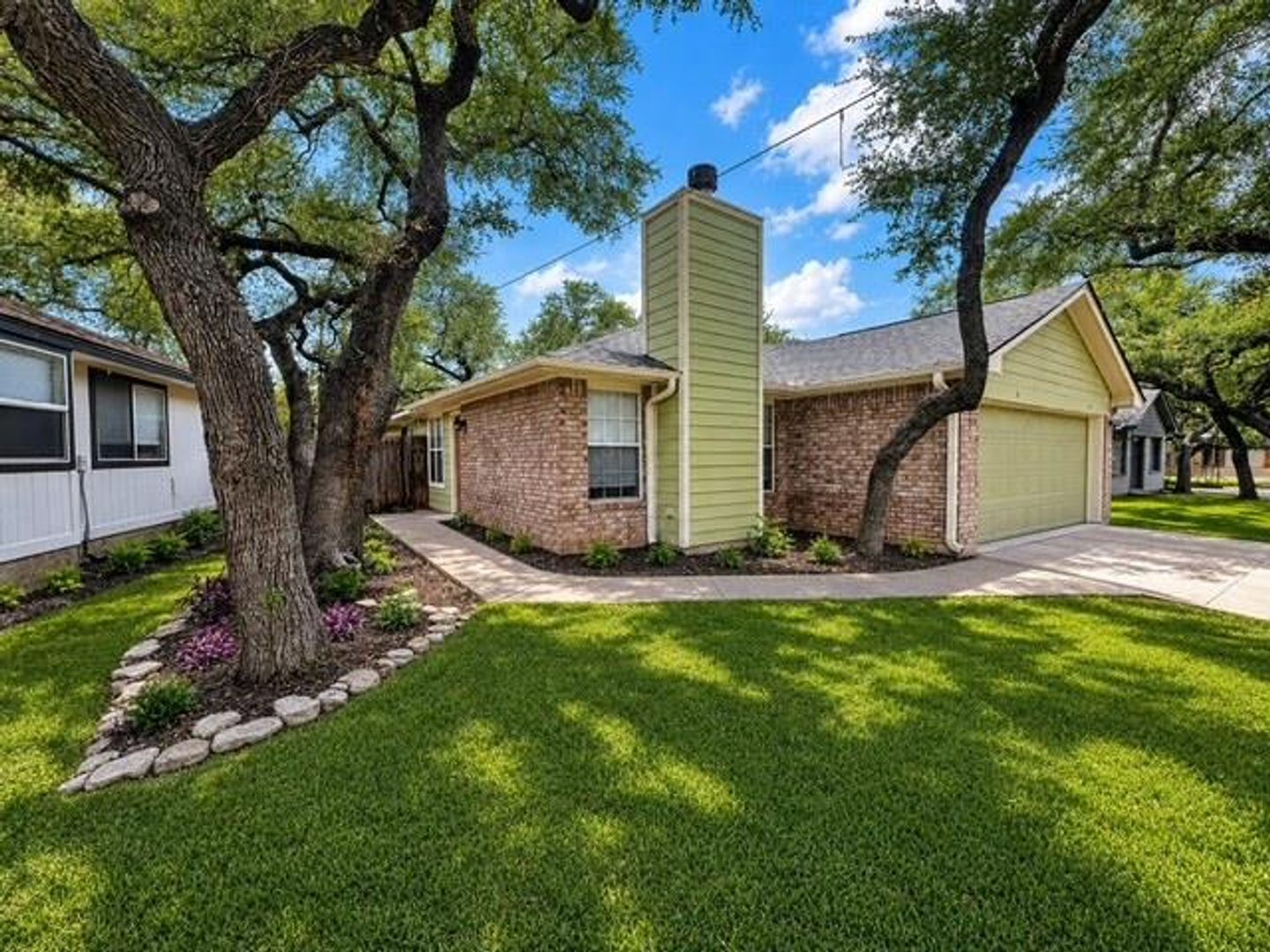 Austin House: 13330 Water Oak Lane, Unit A