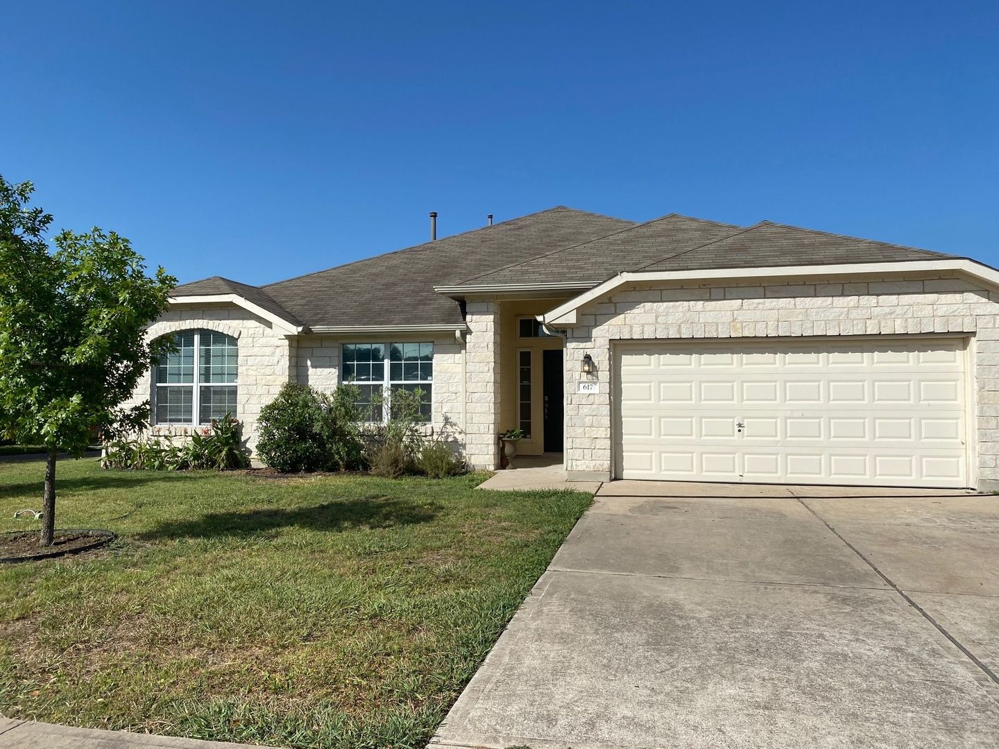 Pflugerville House: 617 Kingston Lacy Blvd.