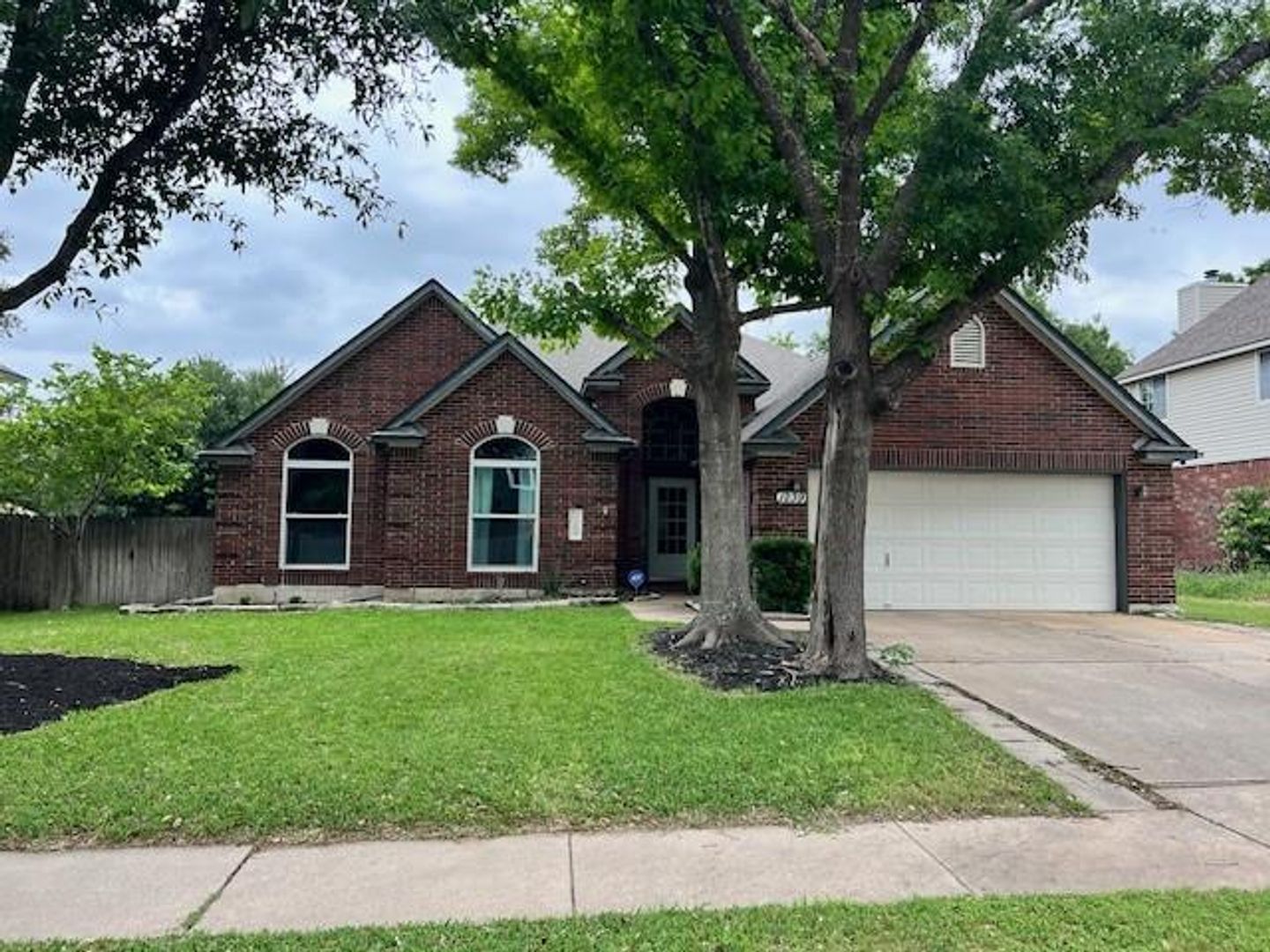Pflugerville House: 1239 Rocky Creek Drive