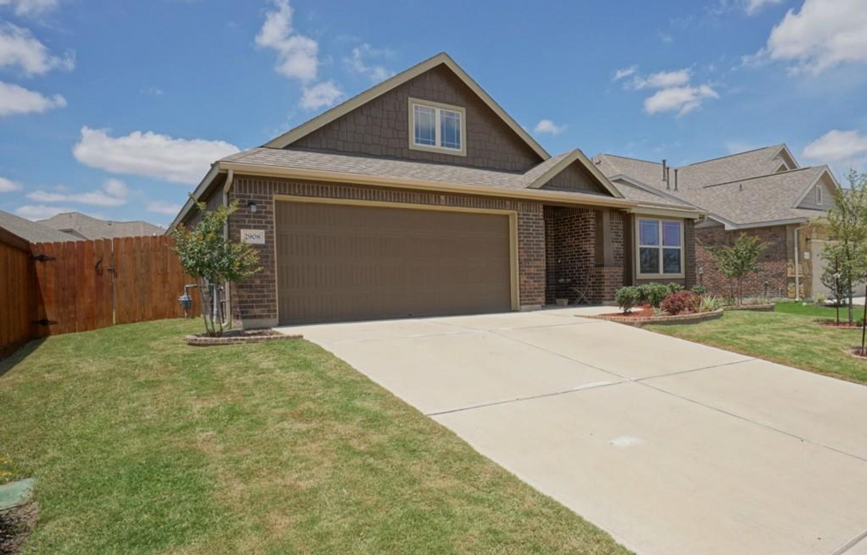 Pflugerville House: 2908 Edwards Plateau