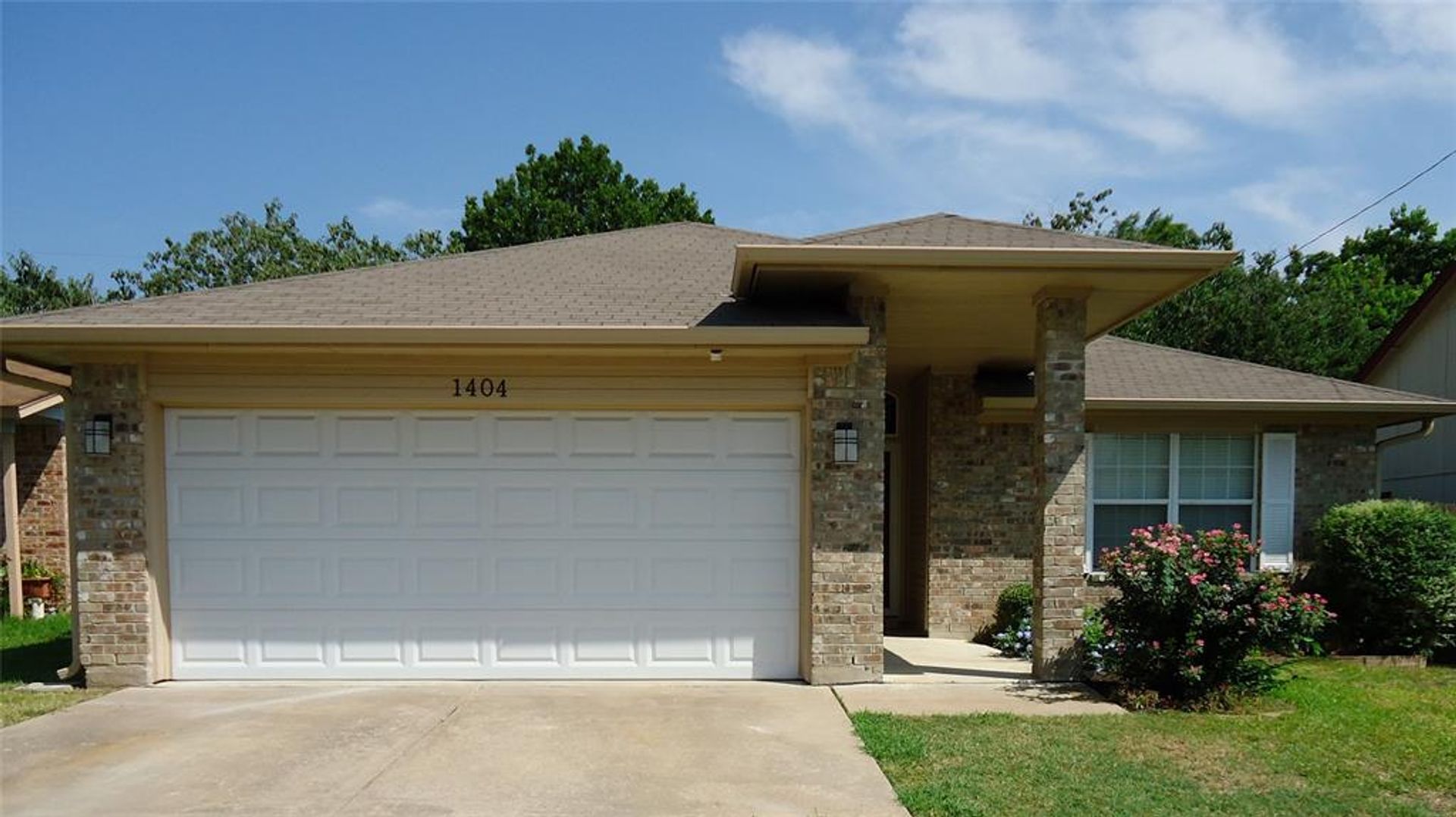 Round Rock House: 1404 Peachtree Valley Dr.