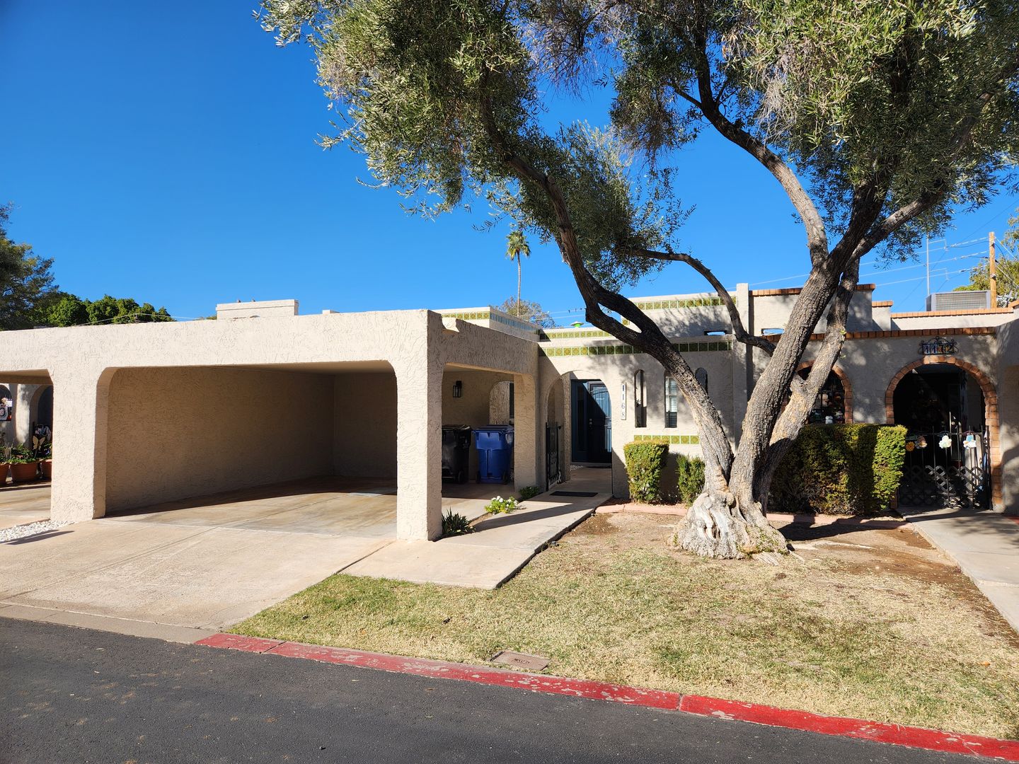 PHOENIX House: 1168 E COCHISE DR
