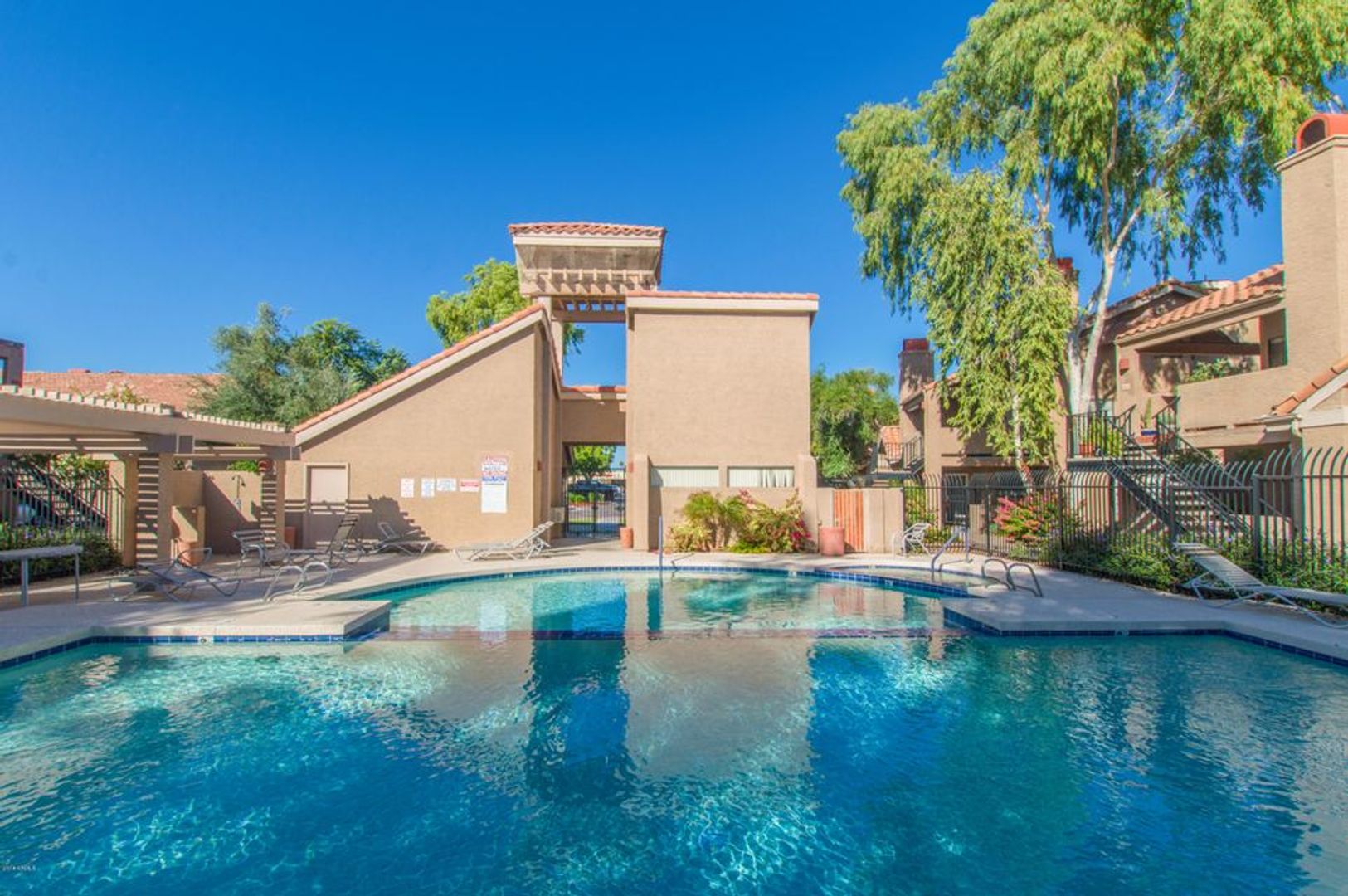 TEMPE House: 2333 E SOUTHERN AVE #2042