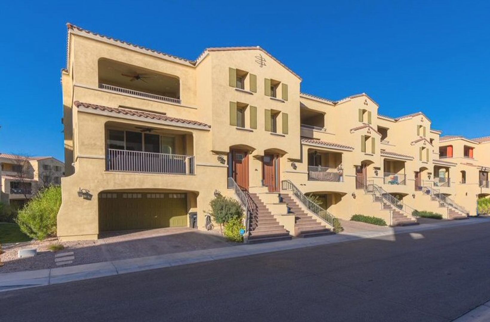 CHANDLER House: 7113 W LINDA LN