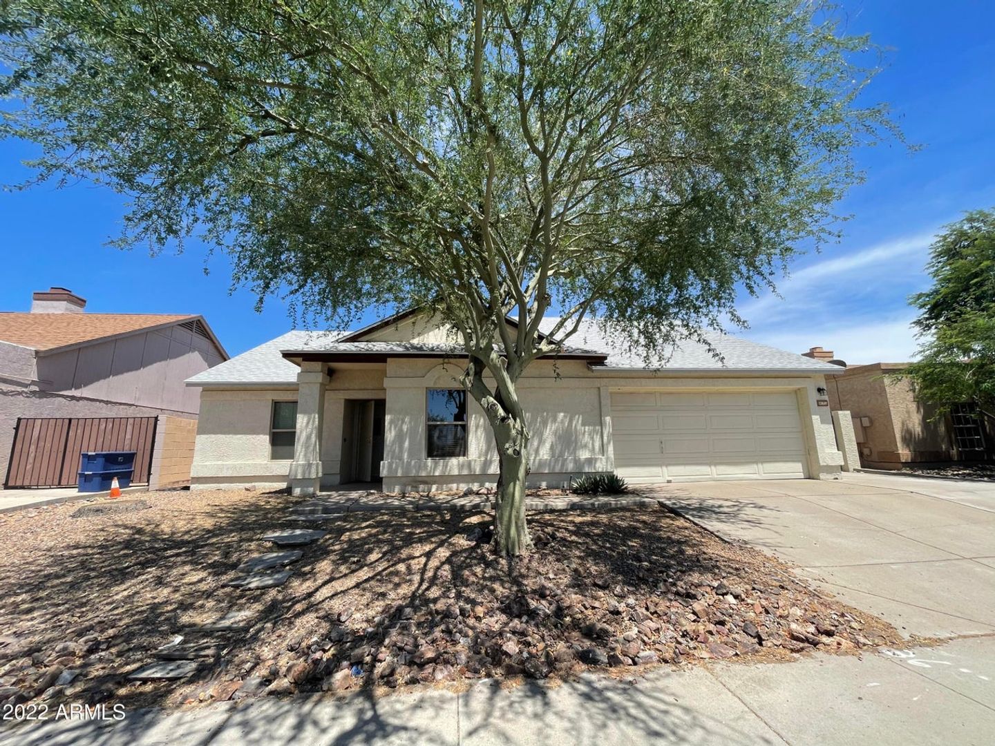 GLENDALE House: 23849 N 41ST AVE