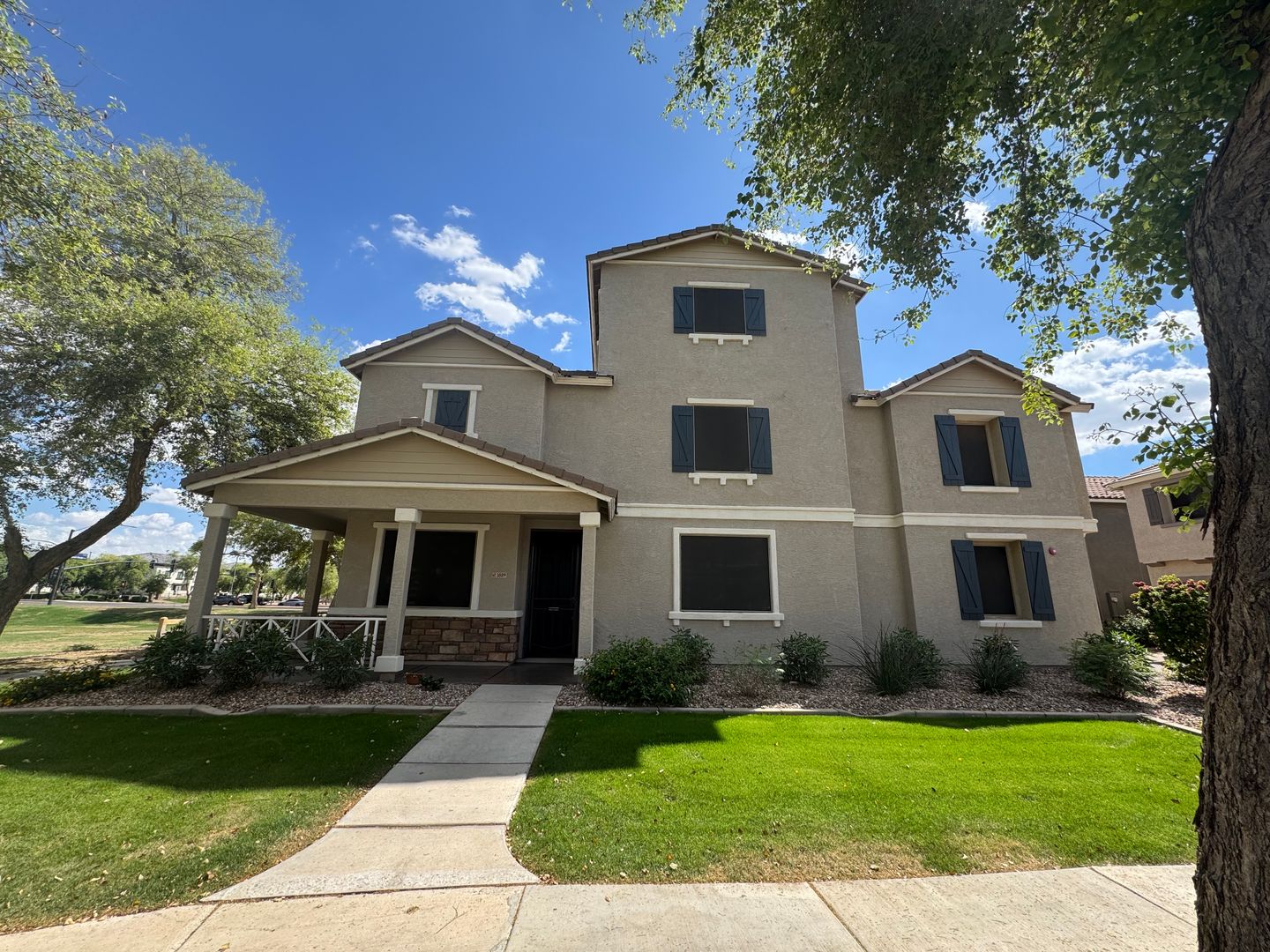 Gilbert House: 3889 E Santa Fe Ln