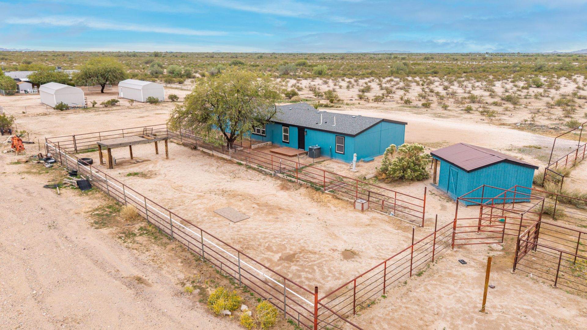 FLORENCE House: 19305 E BLACK ROCK TRL