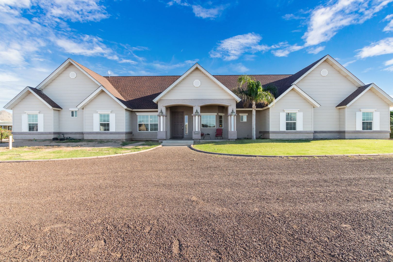 QUEEN CREEK House: 26056 S 196TH WAY
