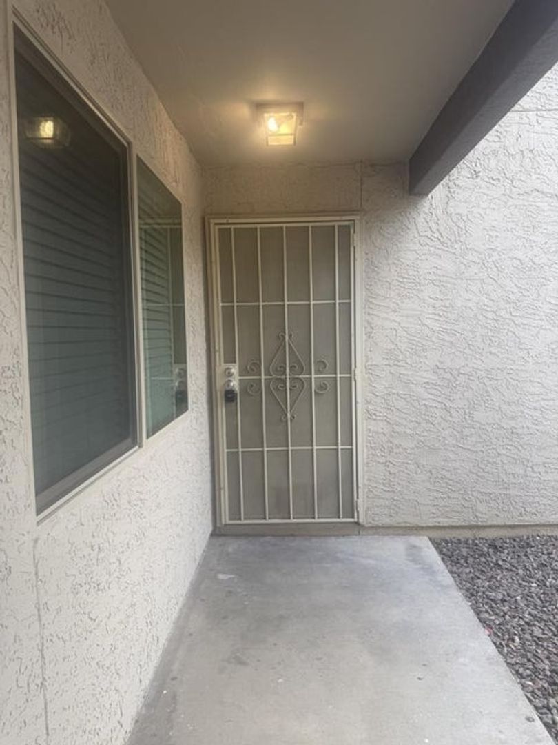 MESA House: 520 N STAPLEY DR #116