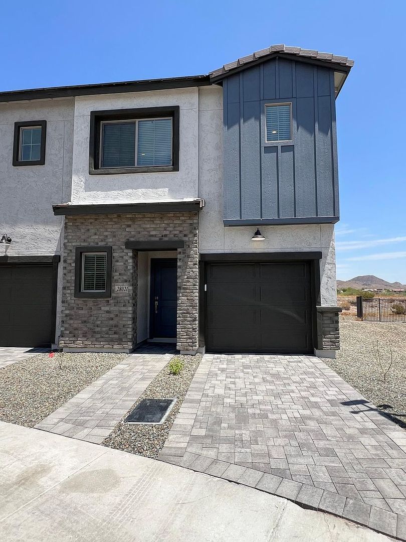 Phoenix House: 28021 N 28th Ave