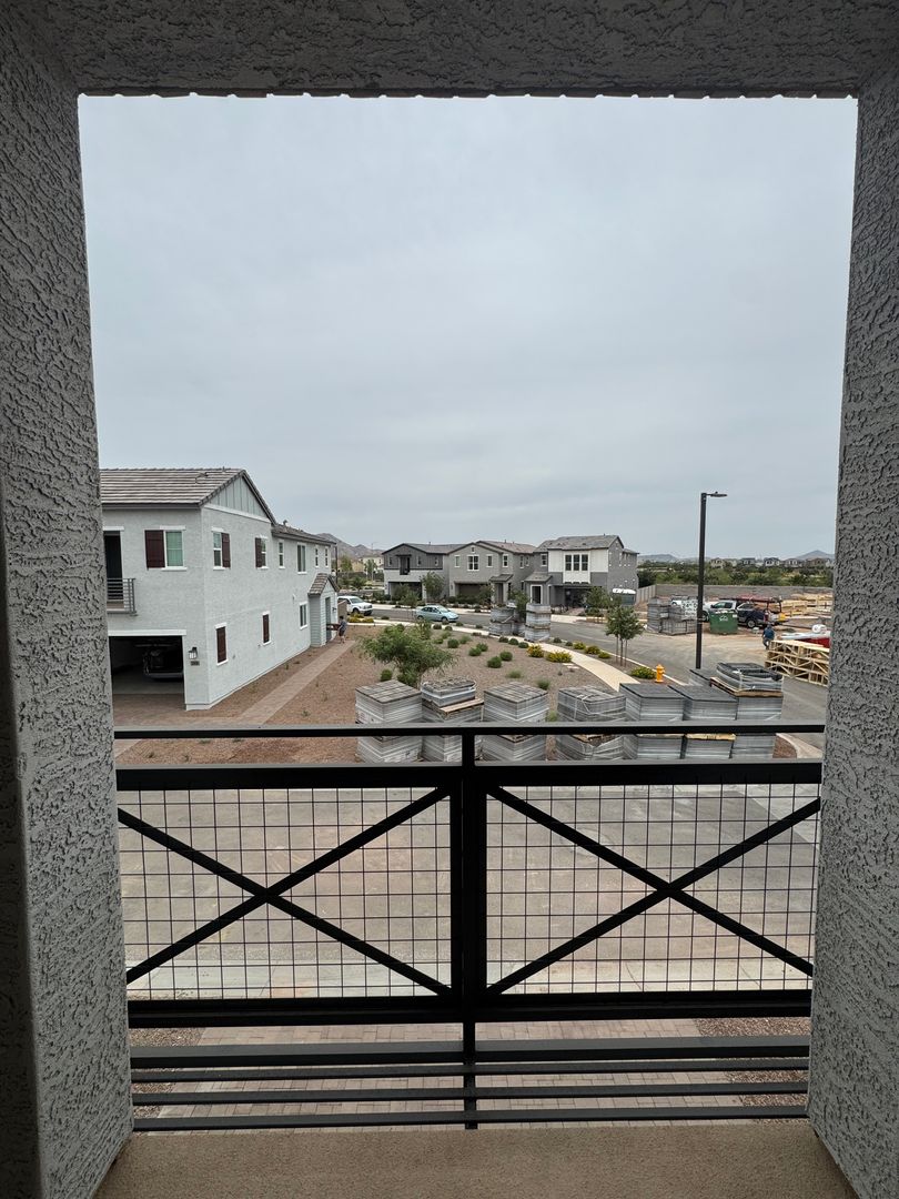 PHOENIX House: 2442 W MAXIMO WAY