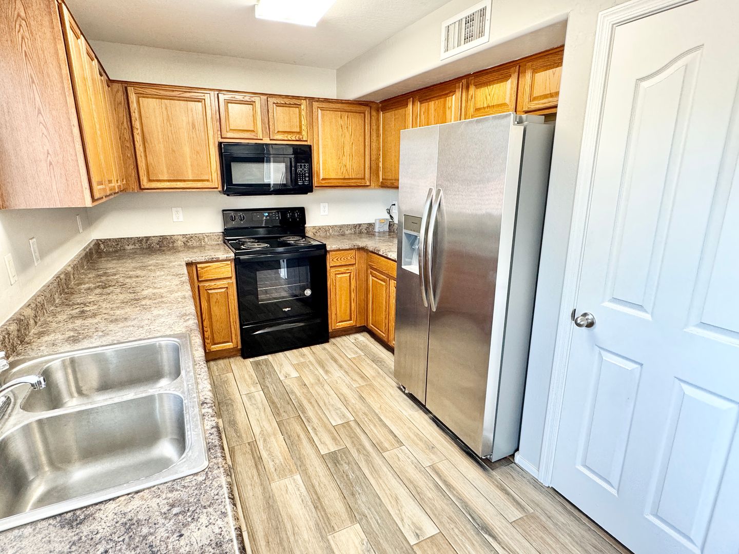 TOLLESON House: 9820 W PIONEER ST