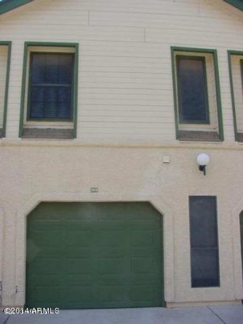 GLENDALE House: 8888 N 47TH AVE #263