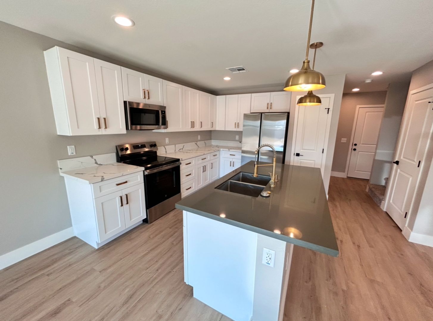 PHOENIX House: 825 W DOBBINS RD #A