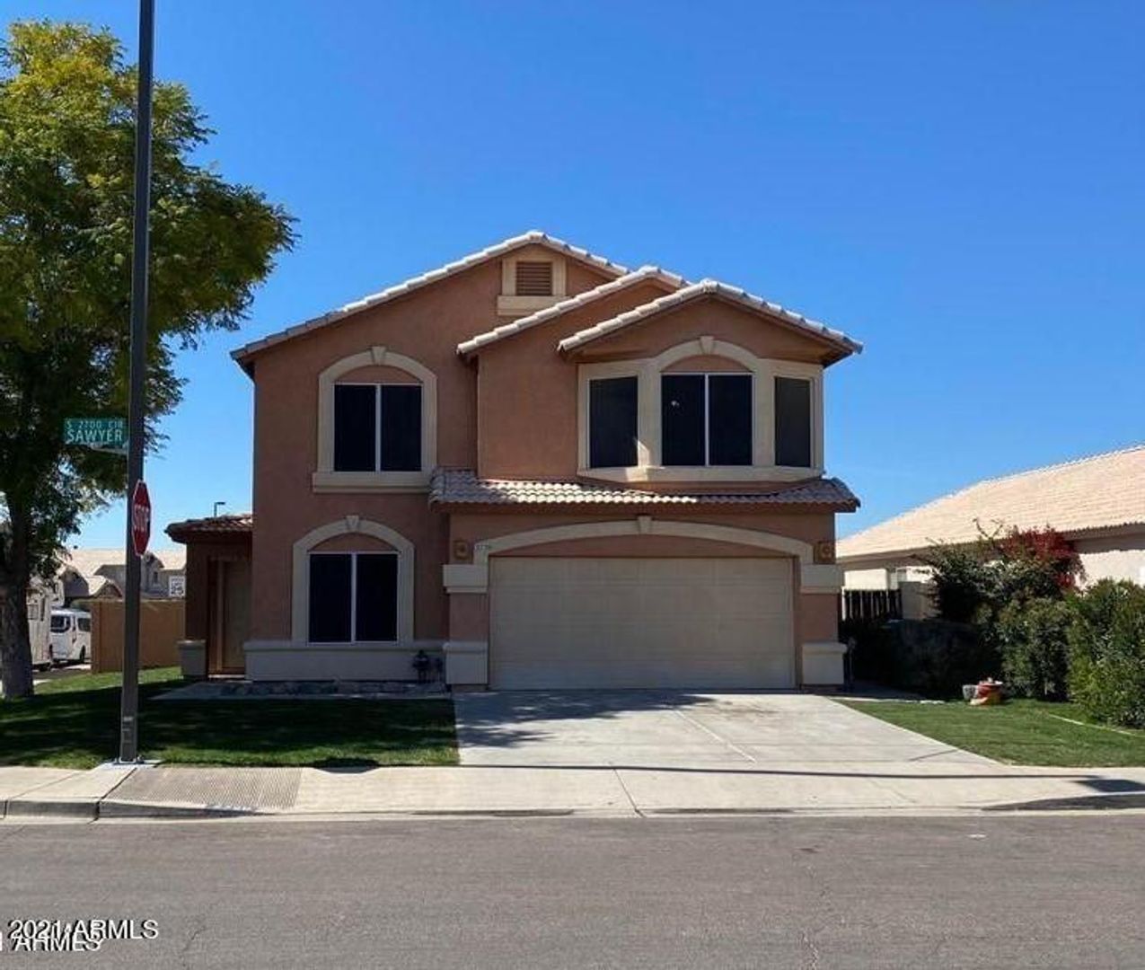 MESA House: 2728 S SAWYER CIR