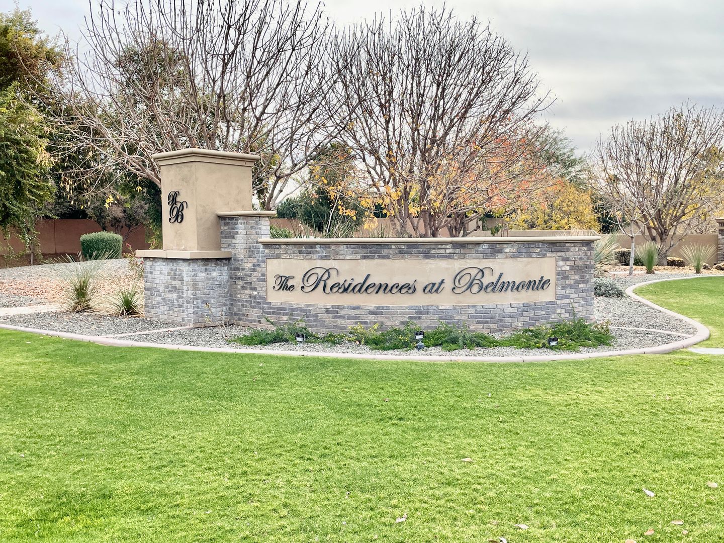 CHANDLER House: 3199 E MAHOGANY PL