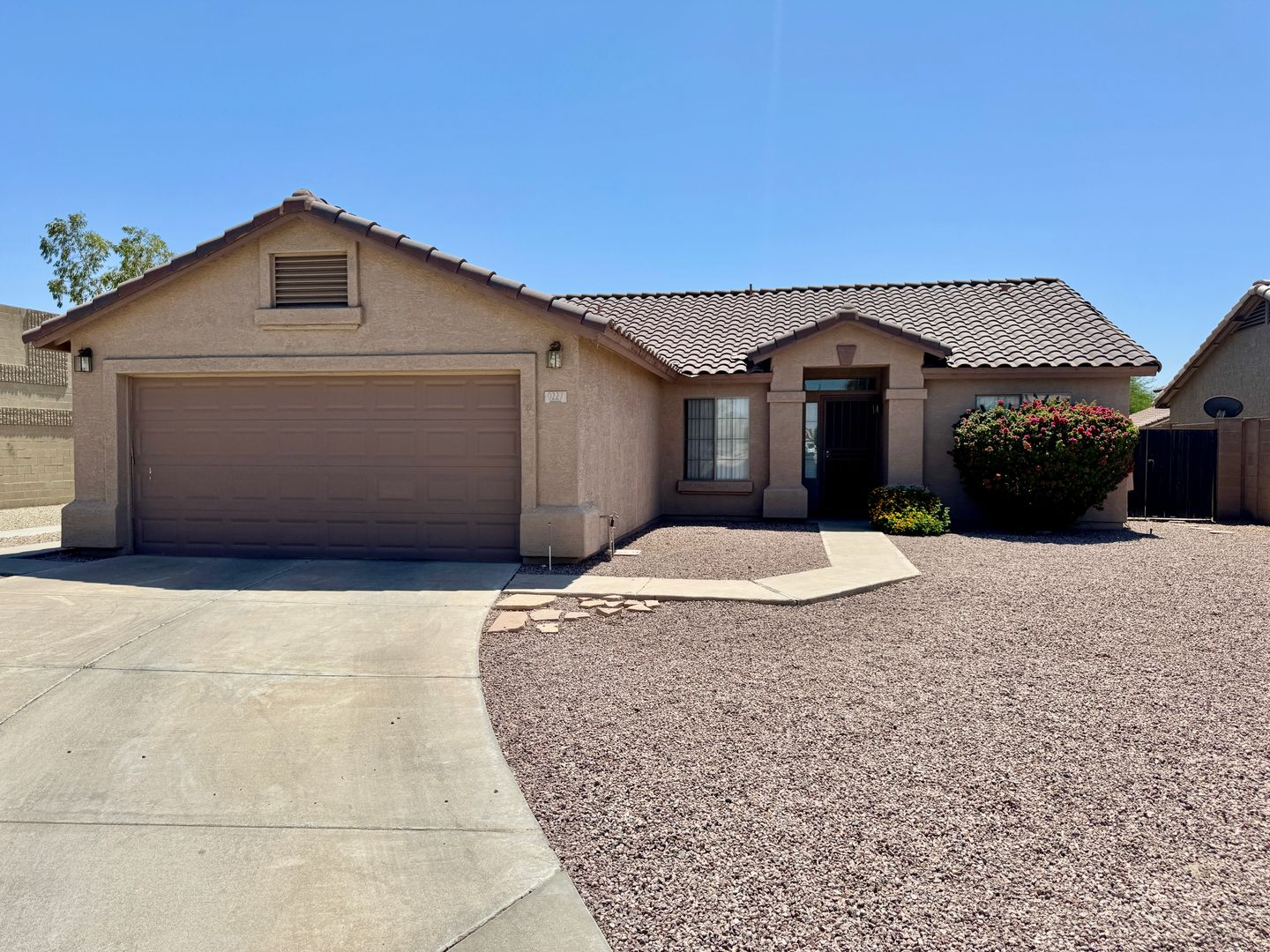 PEORIA House: 9227 W PURDUE AVE