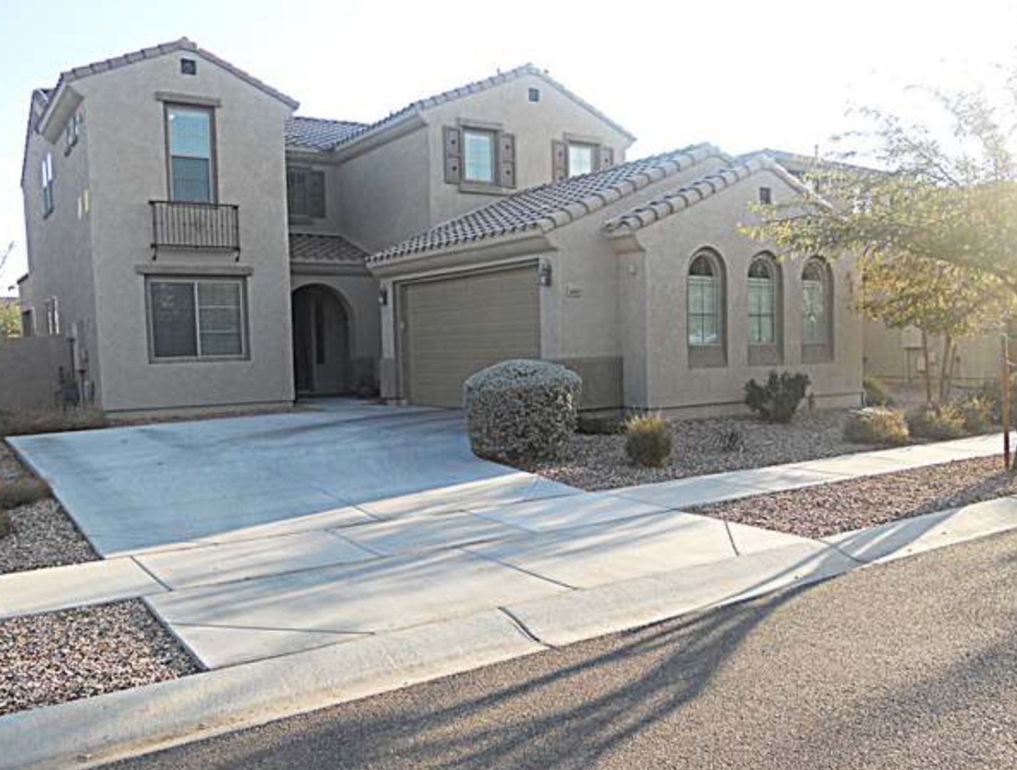 GILBERT House: 4485 E MAPLEWOOD ST