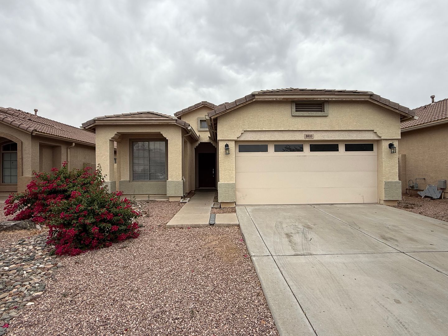 TOLLESON House: 8810 W HILTON AVE