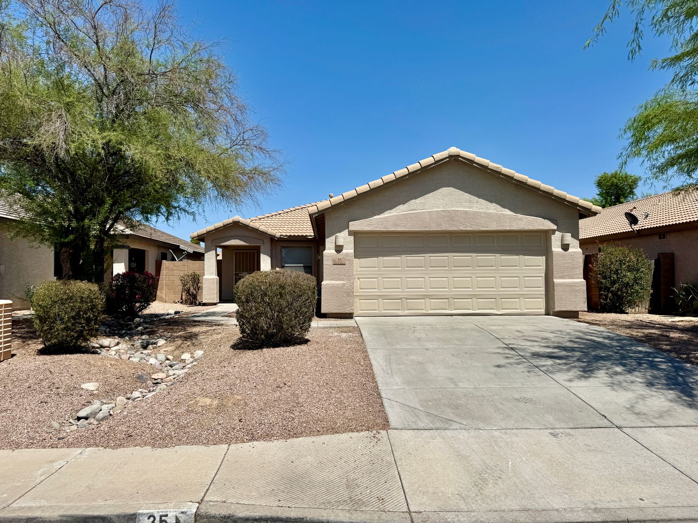 AVONDALE House: 35 N 123RD DR