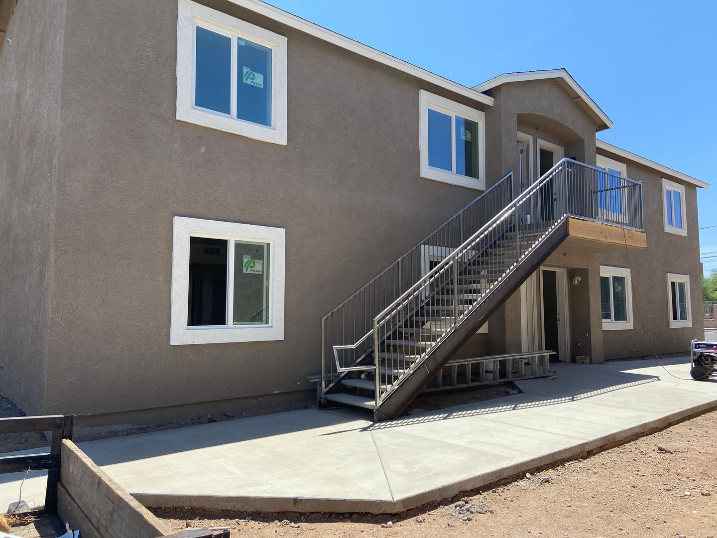 APACHE JUNCT House: 501 E 9TH AVE #B