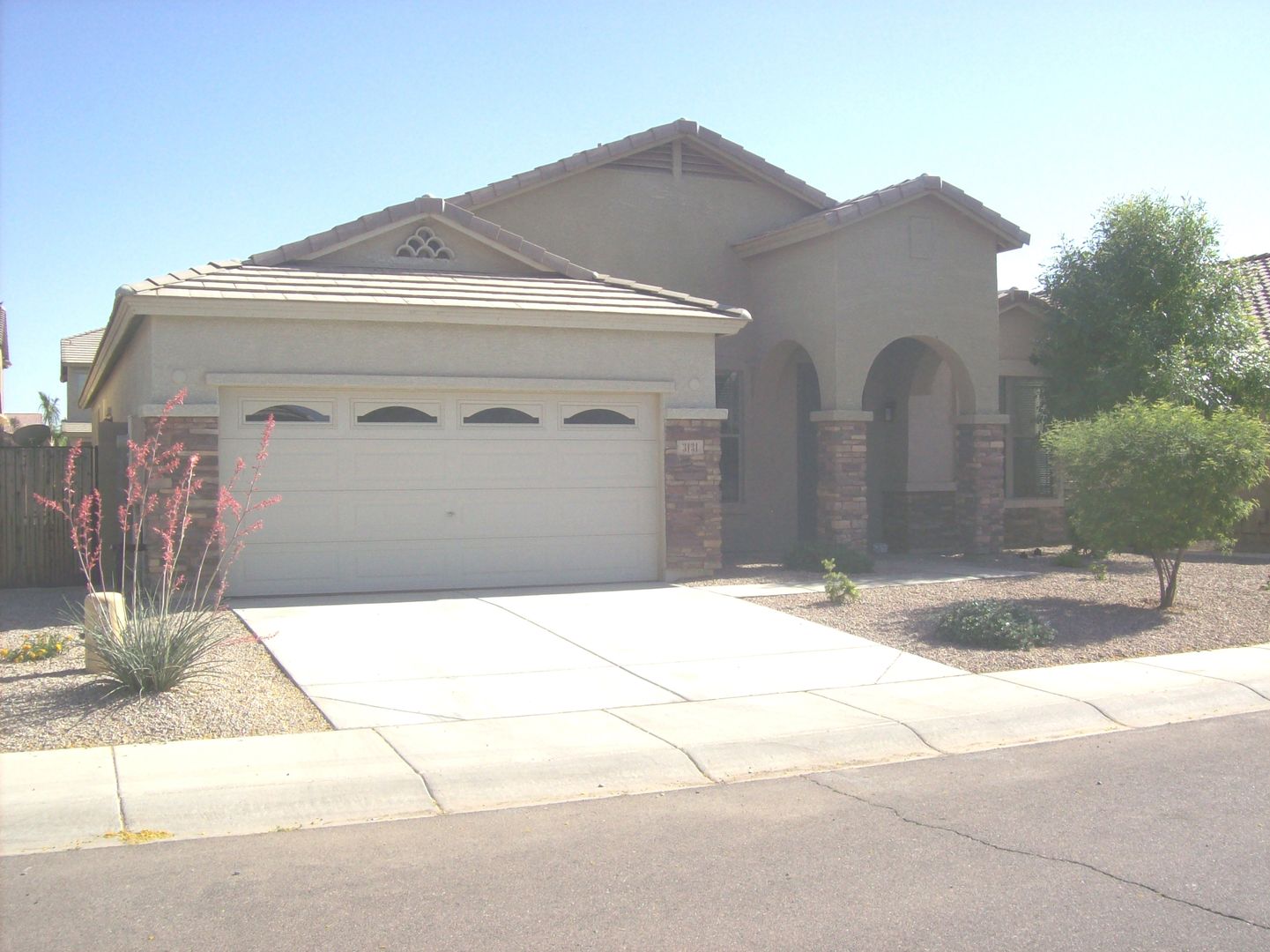 SAN TAN VALLEY House: 3131 E SILVERSMITH TR